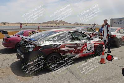 media/Jun-01-2025-CalClub SCCA (Sun) [[eae223c5dd]]/Around pit/